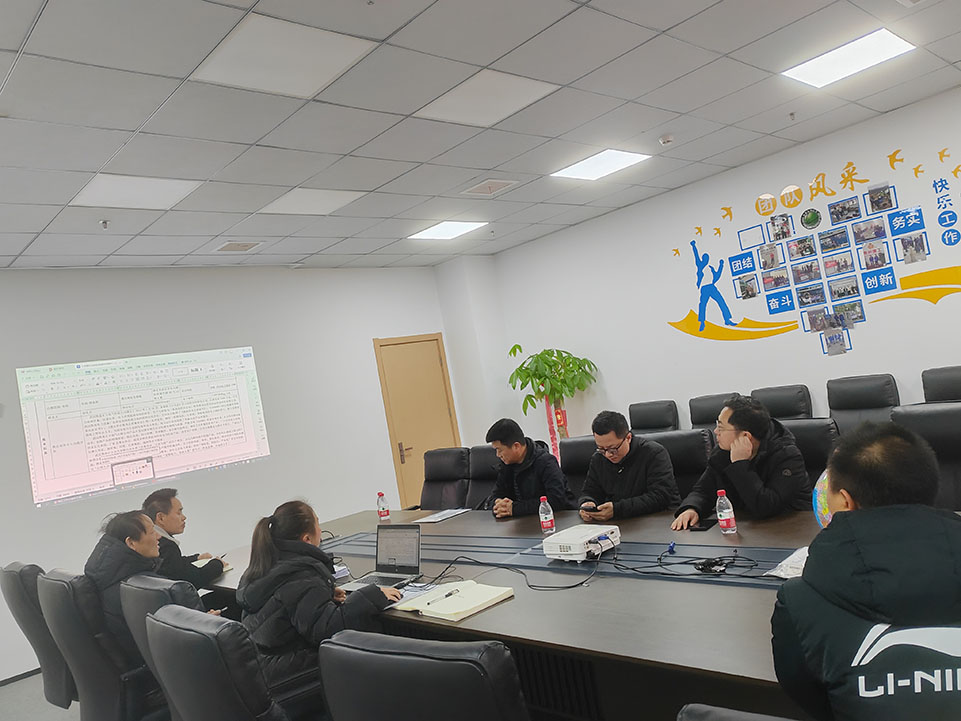 <strong>山東某油田領(lǐng)導(dǎo)蒞臨凱迪正大考察交流，現(xiàn)場復(fù)核項目進展</strong>